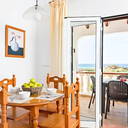 María Сasa de vacaciones Son Bou